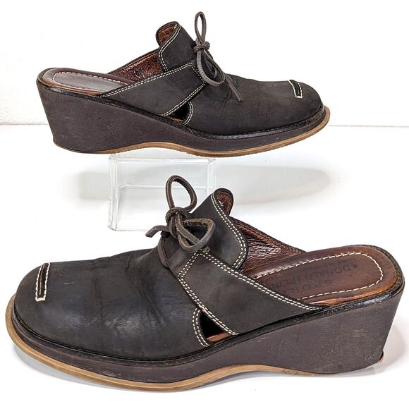 Donald J. Pliner Shoes - Vintage Y2K Donald J. Pliner Clogs Heels Square Toe Brown Suede Bow Preppy VTG 7